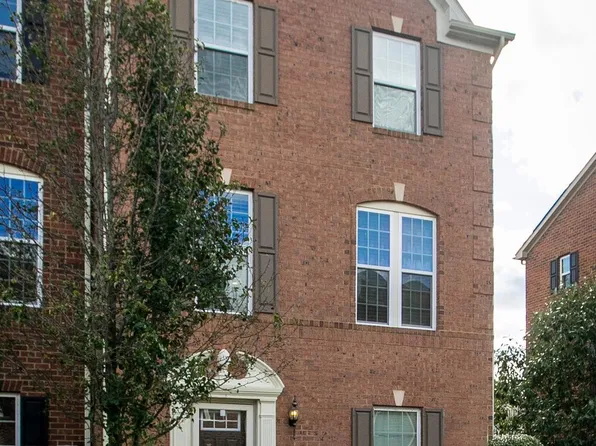 5435 Doubleday Ln, Waldorf, MD 20602