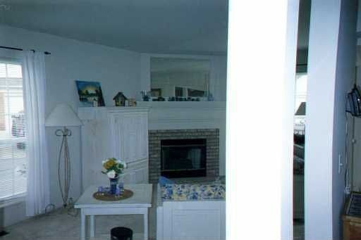 5th image of 3078 Village Cir N