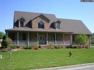 2038 Bishop Woods Ct, Poland, OH 44514