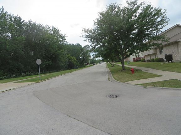 5th image of 22935 Millard Ave