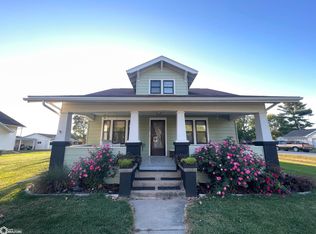 220 Dewey Ave, Donnellson, IA 52625