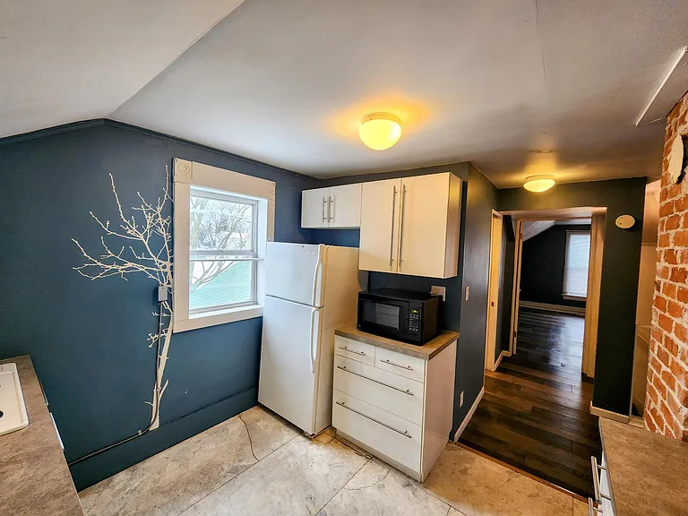 328 College Ave #1/2 — Photo 16