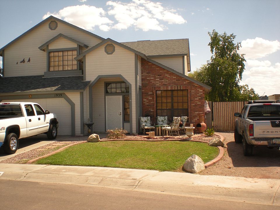 2nd image of 1939 E Jasper Dr