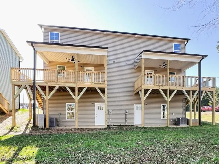 105 E Highfill Ave #105 — Photo 5