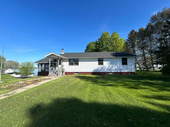 2598 County Route 6, Hammond, NY 13646