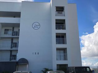 190 Seminole Ln APT 201, Cocoa Beach, FL 32931