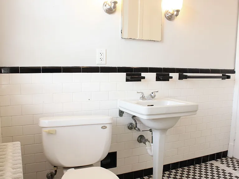 3515 Parklawn Ave — Photo 15