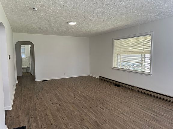 3rd image of 8369 Main St