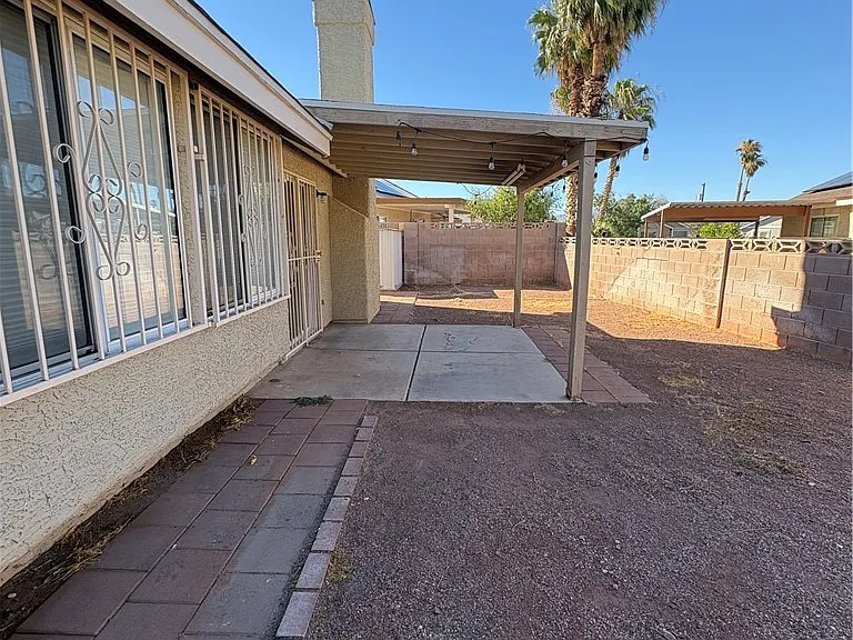 2004 Ullom Dr — Photo 10