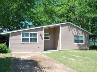 607 16th Ave N, Columbus, MS 39701