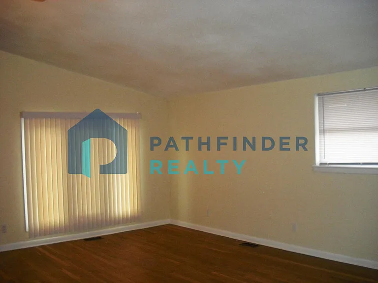 3534 Denlinger Rd — Photo 4
