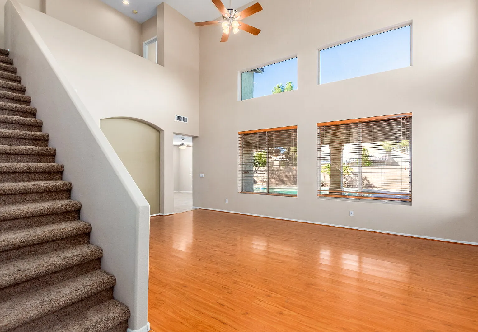 1462 W Roadrunner Dr — Photo 3