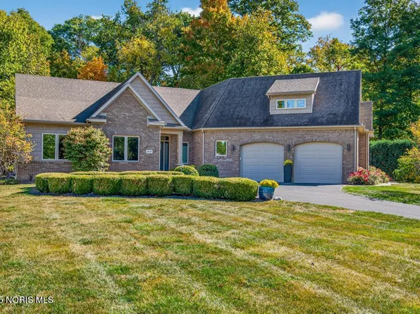 4049 Secluded Ravine Ct, Maumee, OH 43537