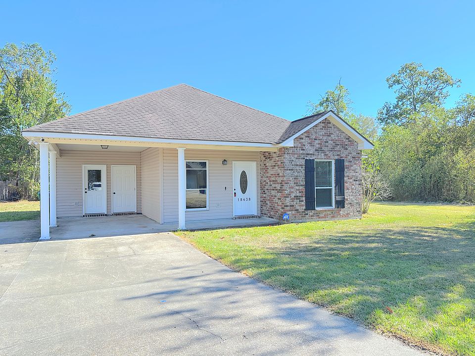 1st image of 18438 Perkins Oak Rd