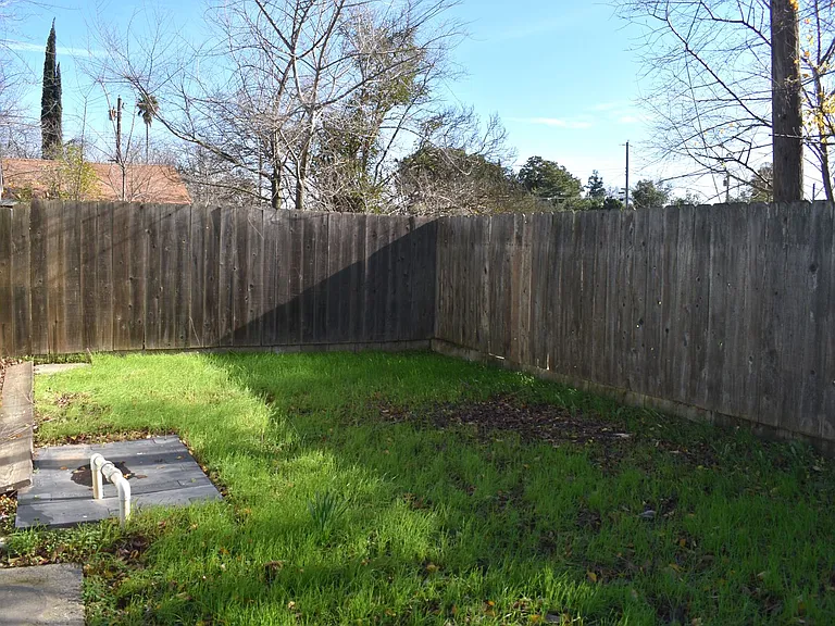 3996 Sierra Vista Ave #1/2 — Photo 10
