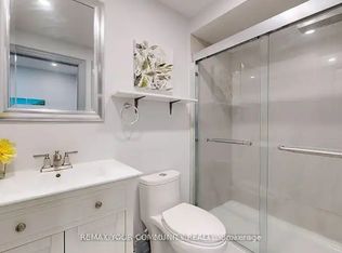 586 Parliament St #1A, Toronto, ON M4X1P8