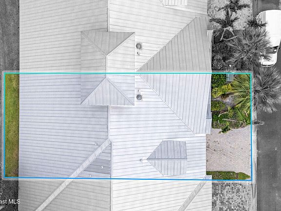 4th image of 406 Pineapple Sq SW