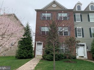 735 Observatory Dr, Bear, DE 19701