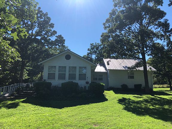 3rd image of 33926 Eagle Cir