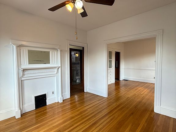4th image of 32 Etna St #2