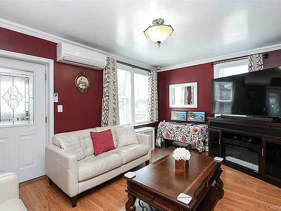 5th image of 95-20 239th Street