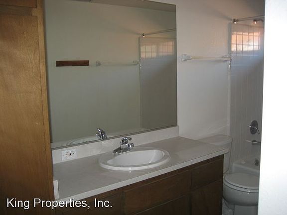 5th image of 2657 Portage Bay E #202