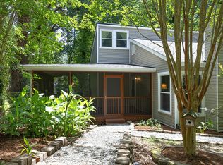 125 Lady Bug Ln, Chapel Hill, NC 27516