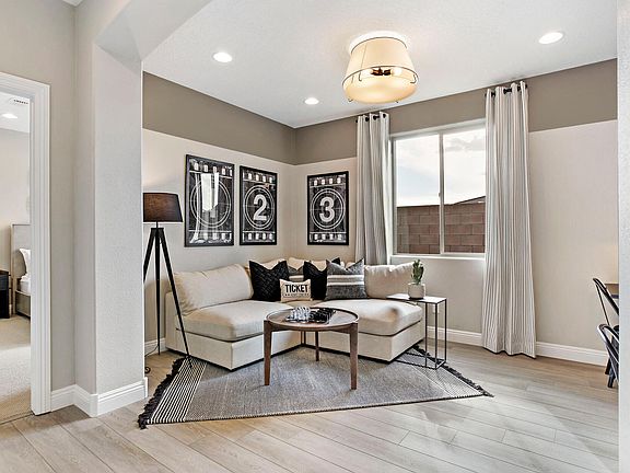 3rd image of 3015 Malaquita Dr SE