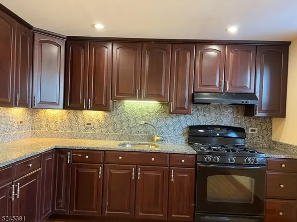 594 Sherman Ave #F2, Roselle Boro, NJ 07203