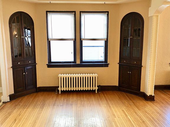 5th image of 3428 Girard Ave S APT 2