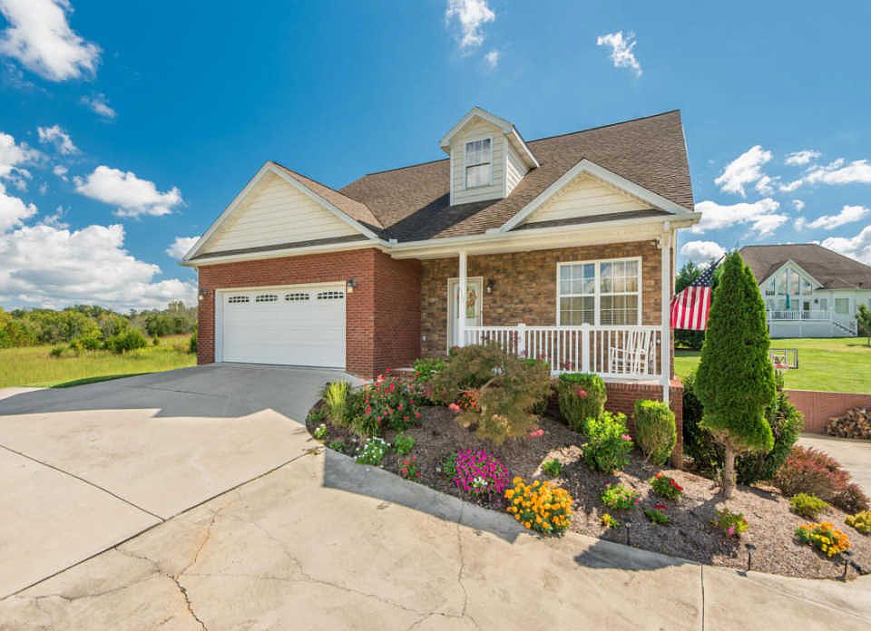 1st image of 617 Running Brook Dr