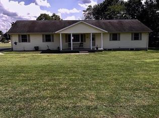 2000 Eric Adam Dr, Zanesville, OH 43701