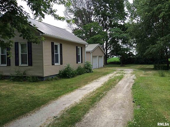 4th image of 240 W Gossett St