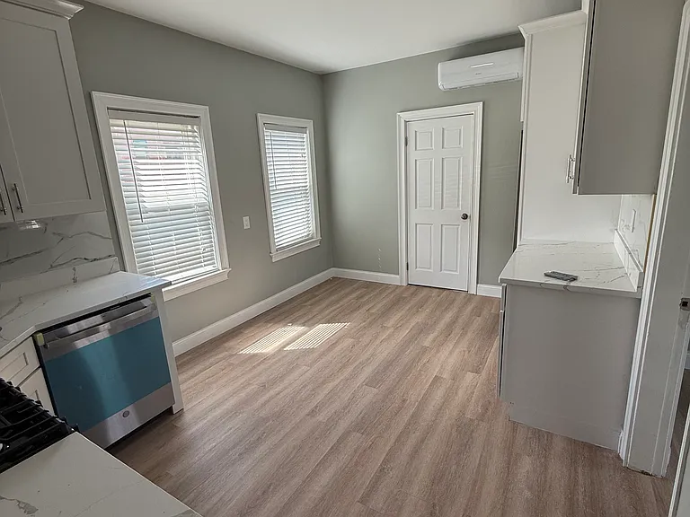 22 Westford St #2 — Photo 12