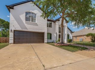 230 Longhorn Trl, Grand Prairie, TX 75052