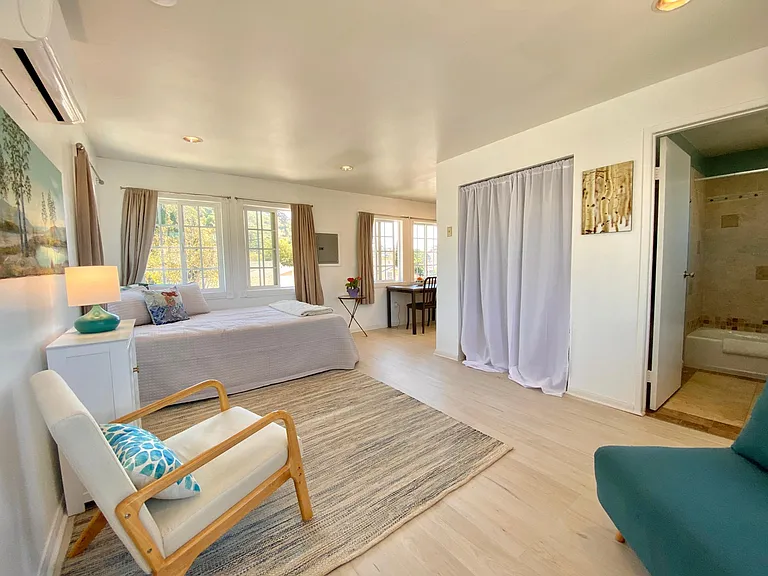 119 Mission Ave — Photo 10