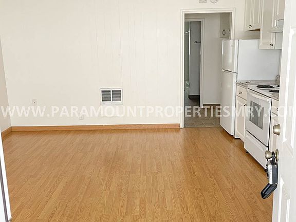 3rd image of 542A Laine St