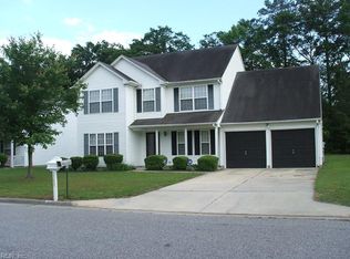 1709 Emerald Sea Dr, Chesapeake, VA 23323