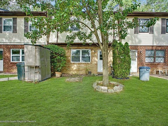 3rd image of 1378 Olivia Ct