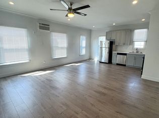 1325 Ingraham St APT 305, Los Angeles, CA 90017