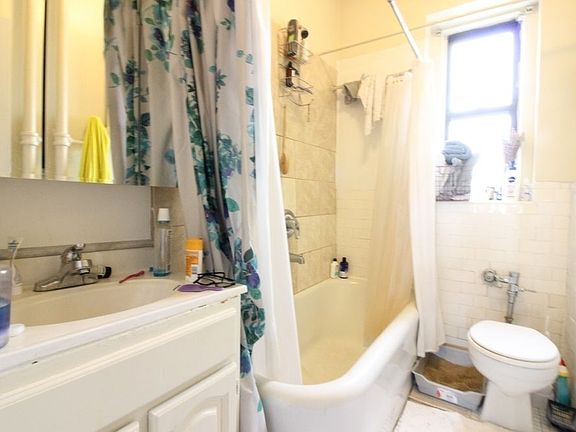 5th image of 1040 Bushwick Ave APT C42