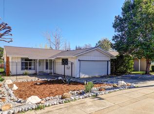 1525 Oak St, Redding, CA