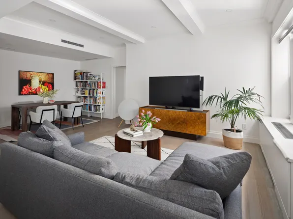 215 West 88th Street image 1 of 10