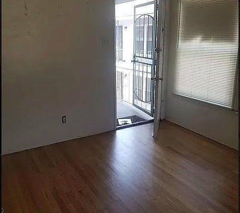 5th image of 5285 E The Toledo APT 3