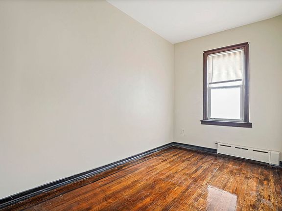 5th image of 50-44 42nd St #2M