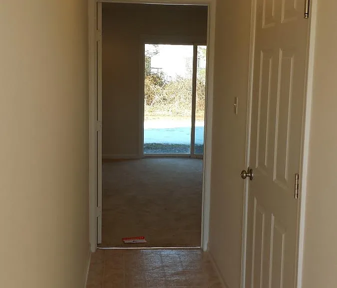 1st flo0r walkway