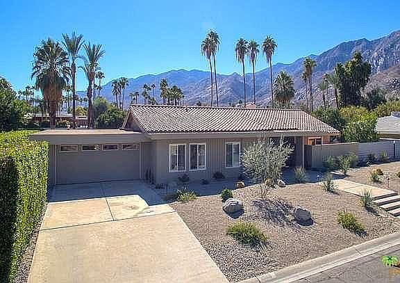 4th image of 955 E Sierra Way