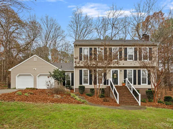 5604 All Saints Ln, Charlotte, NC 28226
