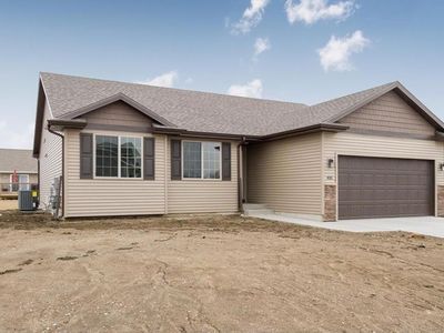400 Chayse St SW, Bondurant, IA, 50035