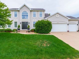 3302 Monticello Rd, Bloomington, IL 61704